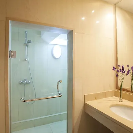 You And Your Family Will Love This Seafront Villa, 1540 Villa Protaras