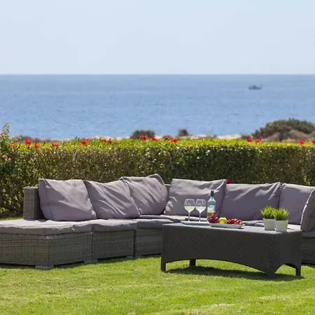 You And Your Family Will Love This Seafront Villa, 1540 Villa Protaras