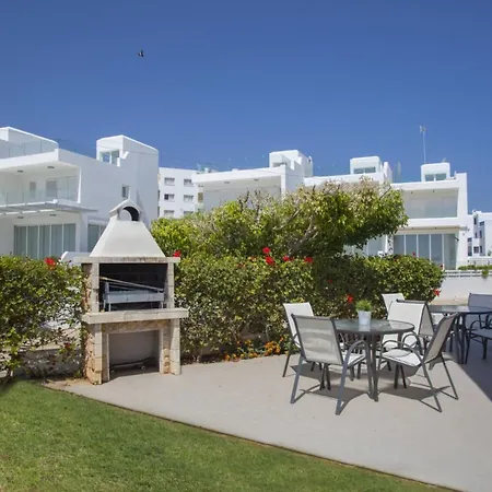 You And Your Family Will Love This Seafront Villa, 1540 Villa Protaras